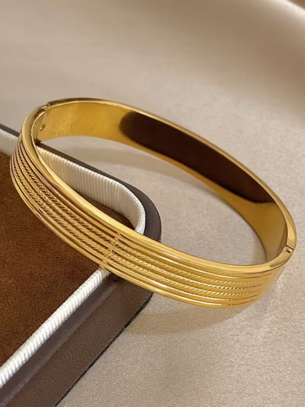 14K Gold Womens Etched Bangle Cuff Bracelet Ladies New 14 Karat Silver Jewelry